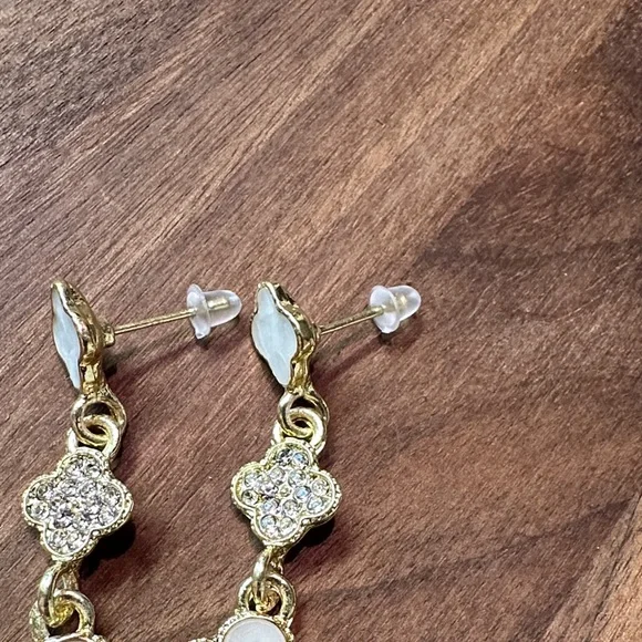 Triple Floral Gold and Cream Earrings - Picture 3 of 4